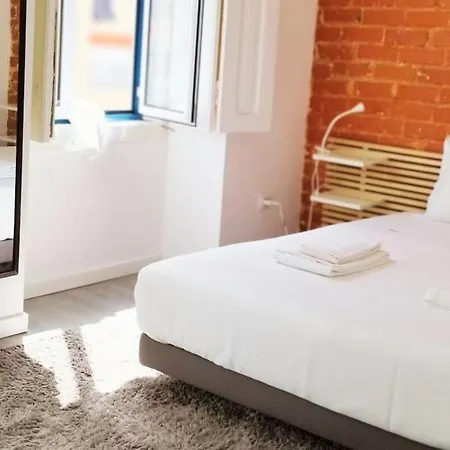 View With Rooftop Апартаменты Лиссабон